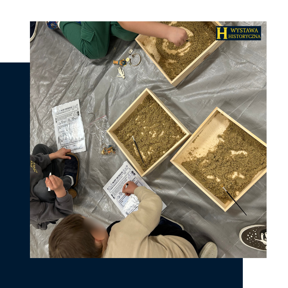 WystawaHistoryczna.pl Archeologiczne warsztaty dla dzieci Wystawy do wypożyczenia historia, history, egipt, starożytnyegipt, ancientegypt, piramida, piramidy, piramidyegipskie, egyptianpyramids, faraon, pharaoh, hieroglify, hieroglyphs, kair, cairo, archeologia, archeology, starożytność, ancienthistory, cywilizacja, kultura, edukacja, nauka, muzeum, muzea, muzeumegipskie, wystawa, wystawahistoryczna, wystawaegipska, event, wydarzenie, warsztaty, warsztatydladzieci, zajęciadladzieci, edukacjadladzieci, atrakcjedladzieci, dzieci, rodzina, szkoła, szkoły, przedszkole, przedszkola, domkultury, centrumkultury, lekcjapokazowa, naukaprzezzabawę, edukacjahistoryczna #wystawahistoryczna #wystawa #historia #history #egipt #starożytnyegipt #ancientegypt #piramida #piramidy #piramidyegipskie #egyptianpyramids #faraon #pharaoh #hieroglify #hieroglyphs #kair #cairo #archeologia #archeology #starożytność #ancienthistory #cywilizacja #kultura #edukacja #nauka #muzeum #muzea #muzeumegipskie #wystawaegipska #event #wydarzenie #warsztaty #warsztatydladzieci #zajęciadladzieci #edukacjadladzieci #atrakcjedladzieci #dzieci #rodzina #szkoła #szkoły #przedszkole #przedszkola #domkultury #centrumkultury #lekcjapokazowa #naukaprzezzabawę #edukacjahistoryczna Warszawa, Kraków, Łódź, Wrocław, Poznań, Gdańsk, Szczecin, Bydgoszcz, Lublin, Białystok, Katowice, Gdynia, Częstochowa, Radom, Sosnowiec, Toruń, Kielce, Rzeszów, Gliwice, Zabrze, Olsztyn, Bielsko-Biała, Bytom, Zielona Góra, Ruda Śląska, Opole, Tychy, Gorzów Wielkopolski, Dąbrowa Górnicza, Elbląg, Płock, Wałbrzych, Włocławek, Tarnów, Chorzów, Koszalin, Kalisz, Legnica, Grudziądz, Słupsk #Warszawa #Kraków #Łódź #Wrocław #Poznań #Gdańsk #Szczecin #Bydgoszcz #Lublin #Białystok #Katowice #Gdynia #Częstochowa #Radom #Sosnowiec #Toruń #Kielce #Rzeszów #Gliwice #Zabrze #Olsztyn #BielskoBiała #Bytom #ZielonaGóra #RudaŚląska #Opole #Tychy #GorzówWielkopolski #DąbrowaGórnicza #Elbląg #Płock #Wałbrzych #Włocławek #Tarnów #Chorzów #Koszalin #Kalisz #Legnica #Grudziądz #Słupsk